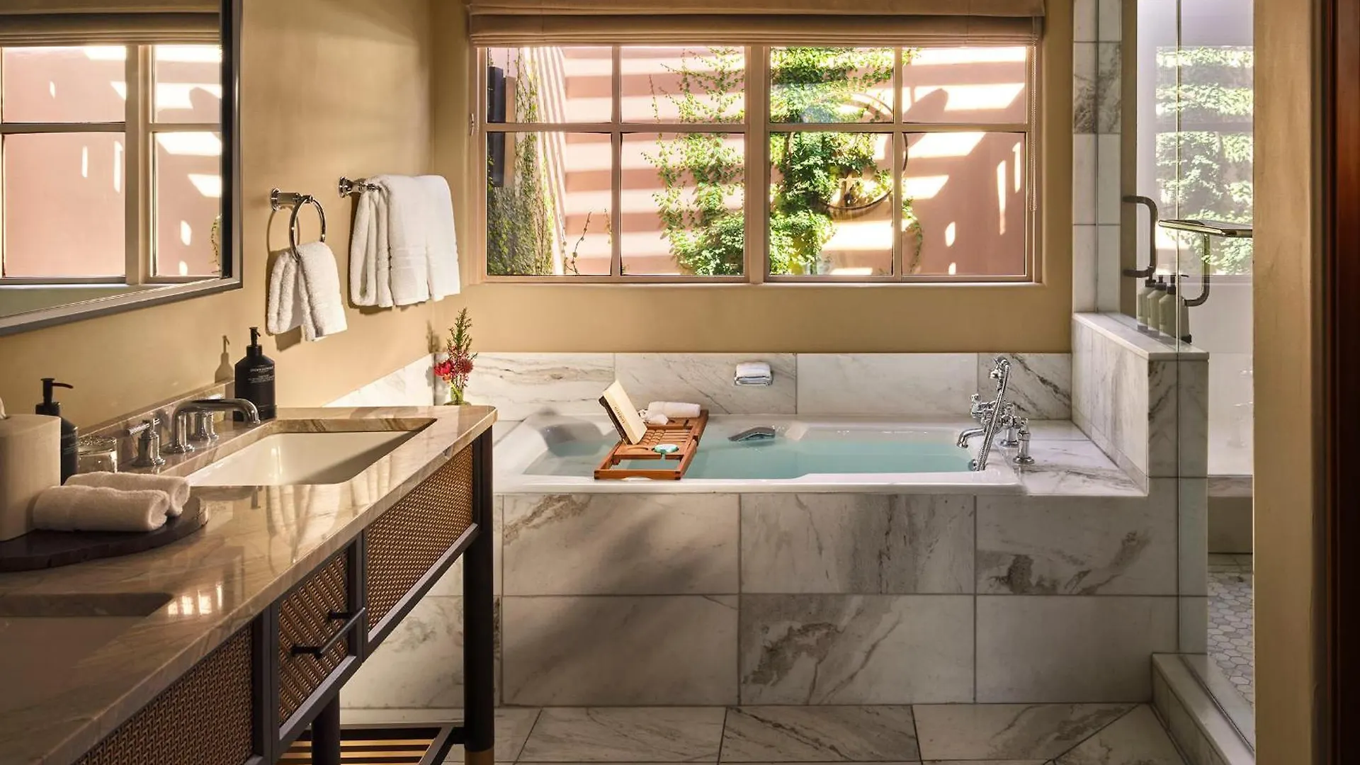 Four Seasons Resort Scottsdale At Troon North ABD
