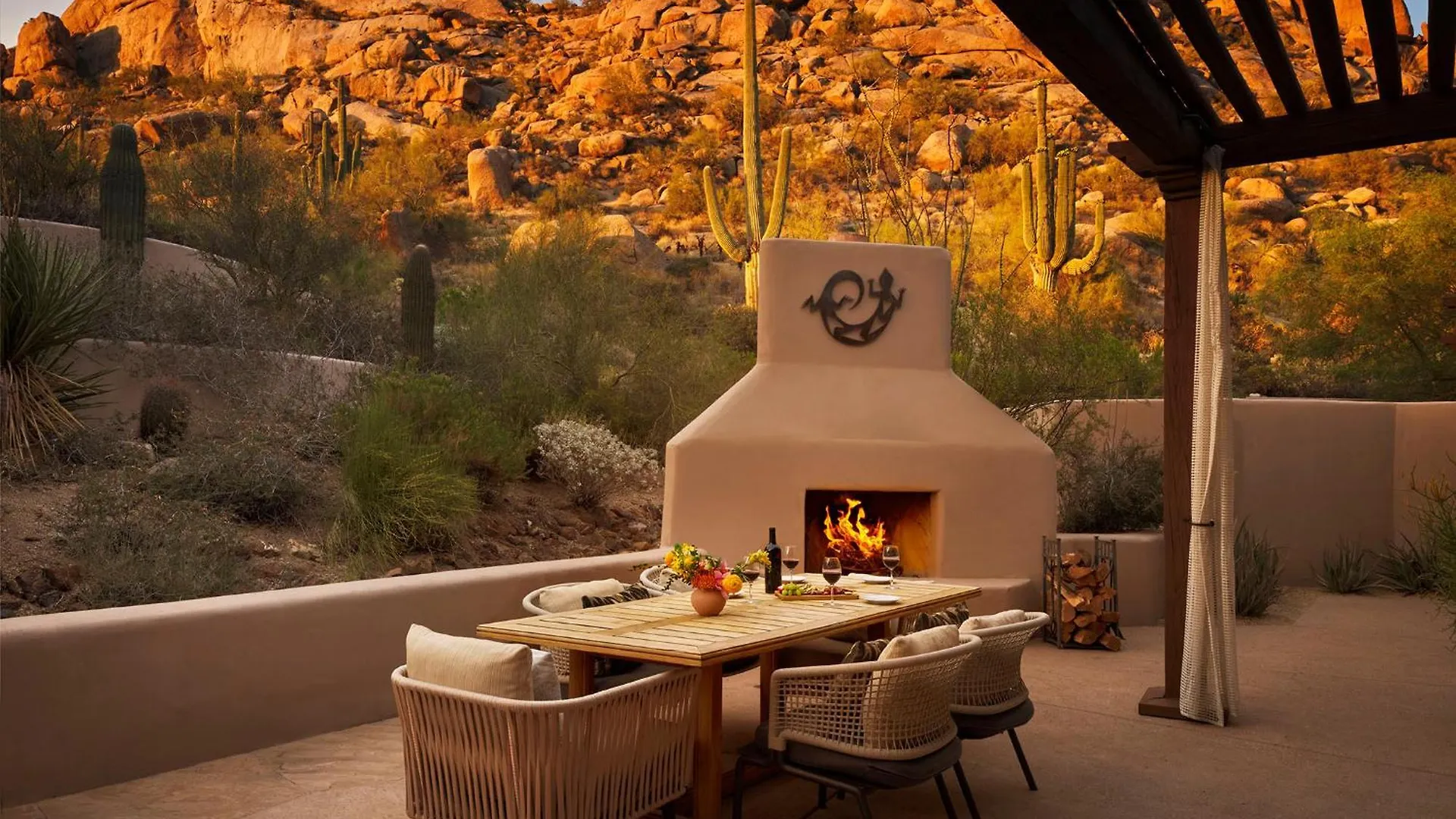 *****  Four Seasons Resort Scottsdale At Troon North ABD
